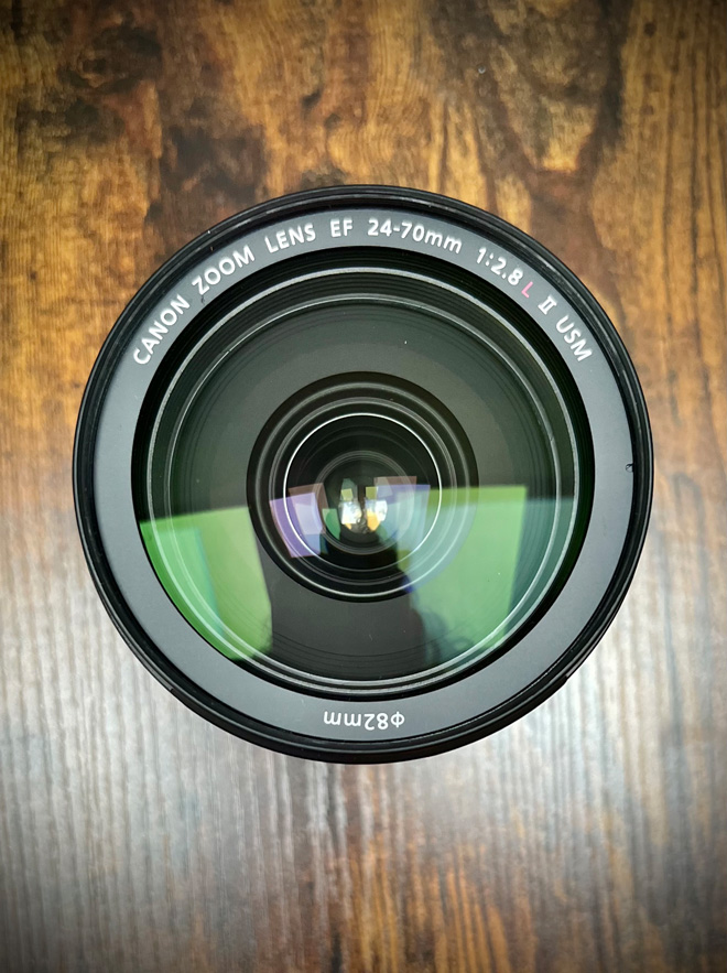Canon EF 24-70mm – Frontlinse Nahaufnahme